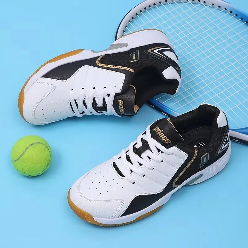 Badminton Equipment - أحذية رياضية احترافية للرجال والنساء من